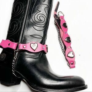 Dangerous Threads | Western Boot Chains